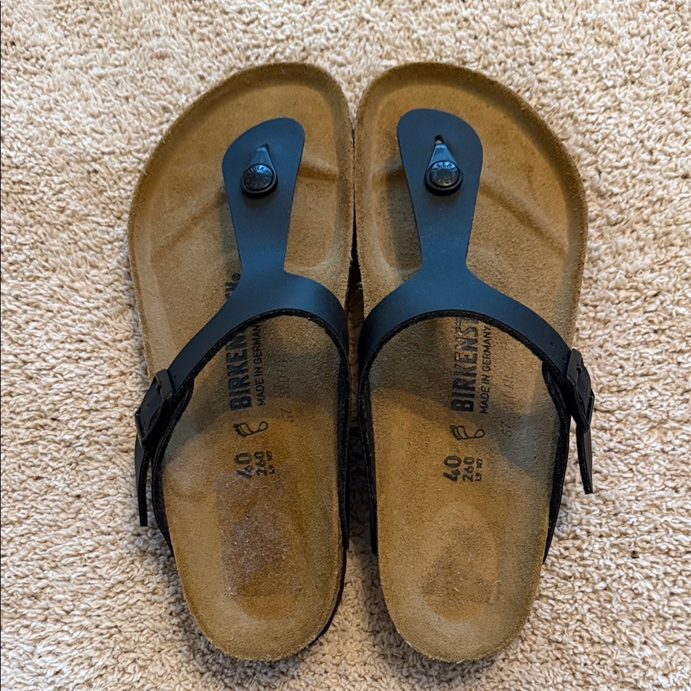 Birkenstock Black Gizeh Sandals